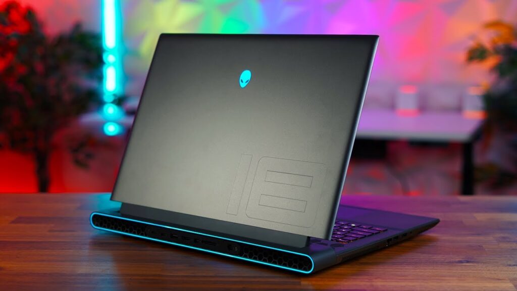 Alienware m18